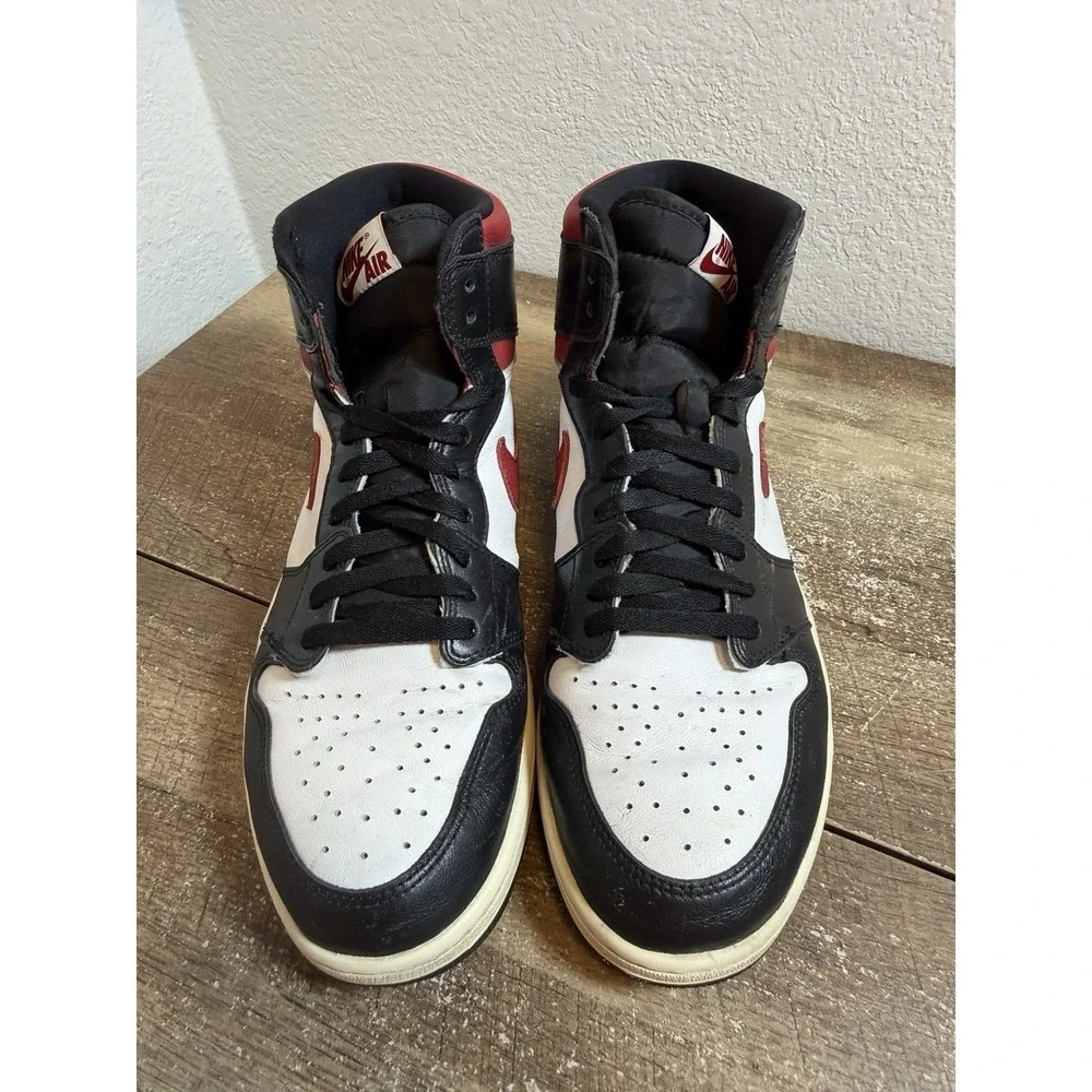 Nike Air Jordan 1 Retro High OG Black Gym Shoes Red/White Sail Size 13 Sneakers
